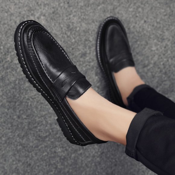 Giorgio Brutini. Business casual leather shoes